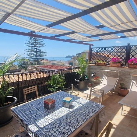 Terrazza Enjoy Apartment Letojanni Exterior photo