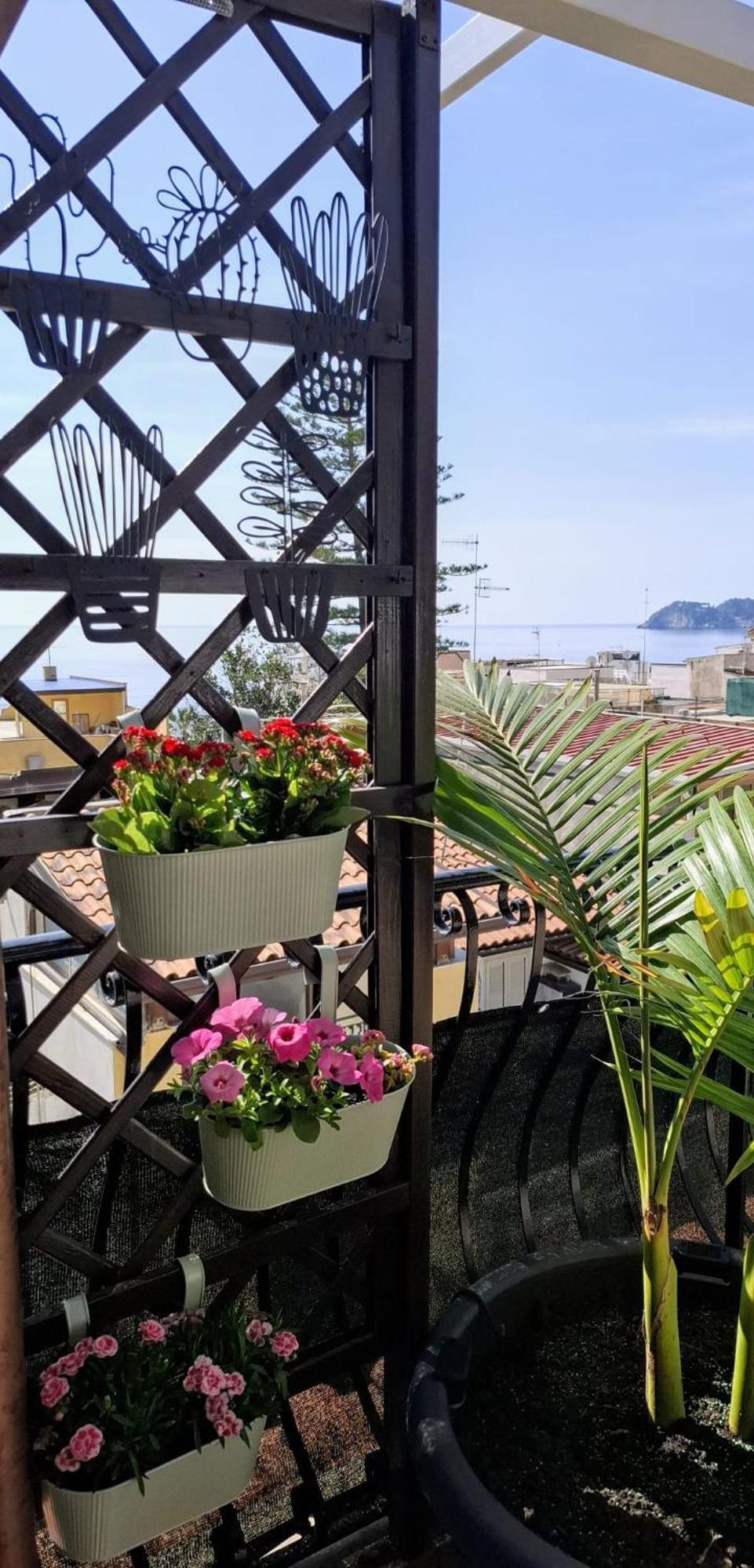 Terrazza Enjoy Apartment Letojanni Exterior photo